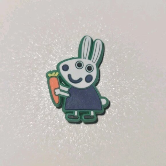 Peppa Pig Shoe Charms 18 Pieces - Picture 7 of 16